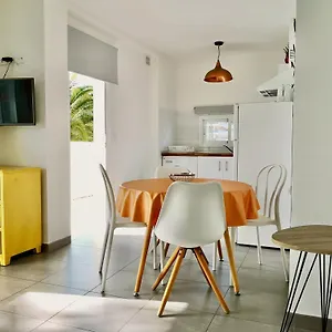 the-blue-corner-apartments.in-canary-islands.com/