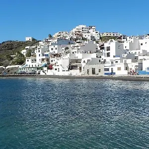 https://casa-gaia-las-playas.in-canary-islands.com